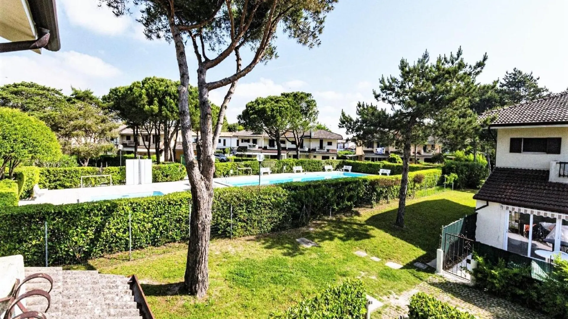 Charming Villa In Porto Santa Margherita With Private Garden Italië