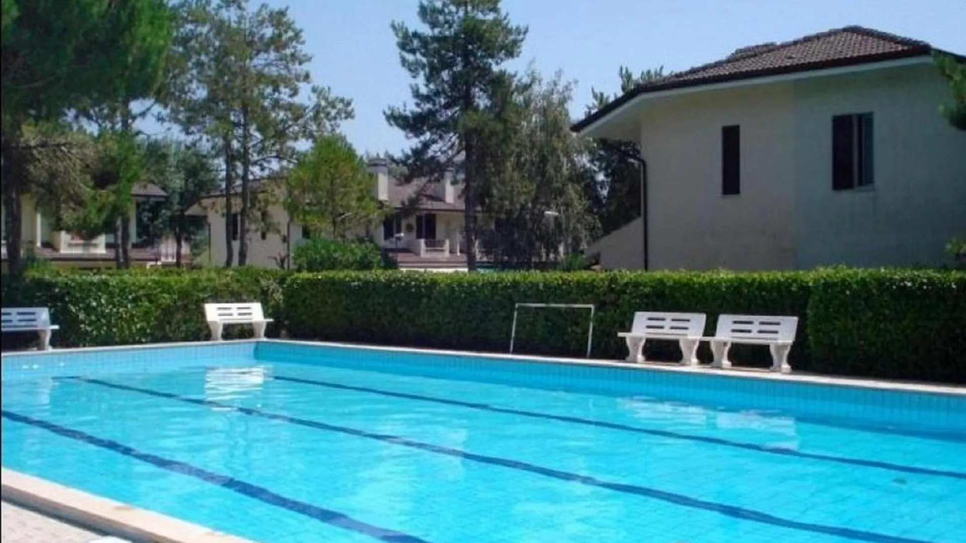 Charming Villa In Porto Santa Margherita With Private Garden Porto Santa Margherita di Caorle